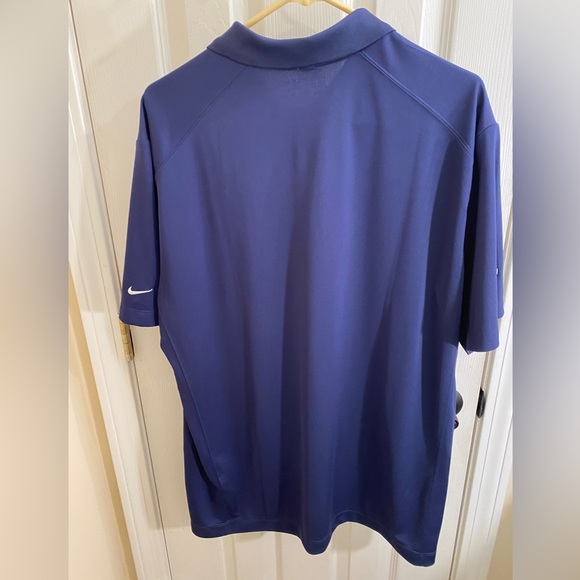 NEW Nike Men's Blue Tour Performance Golf Polo Shirt Sz XL Win Flag Embroidery - Picture 2 of 8